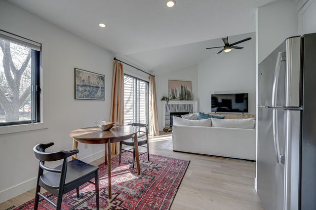 5478 Sanibel Drive, Minnetonka, MN 55343