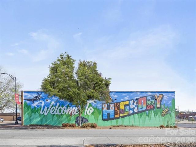 3905-6 15th Street Drive NE, Hickory, NC 28601