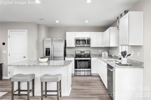 3905-6 15th Street Drive NE, Hickory, NC 28601