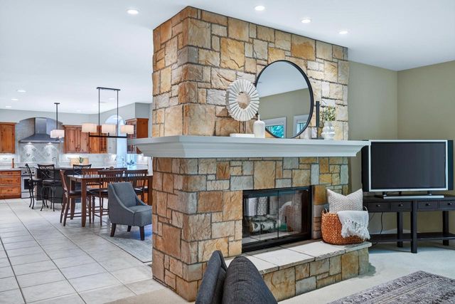 817 Hidden Cave Road, Madison, WI 53717