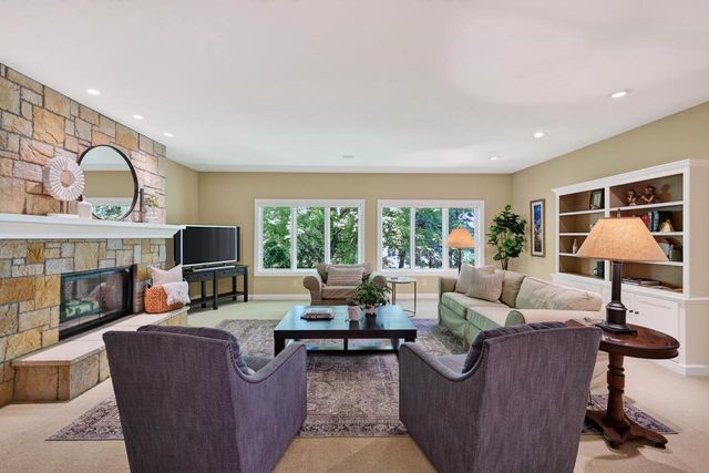 817 Hidden Cave Road, Madison, WI 53717
