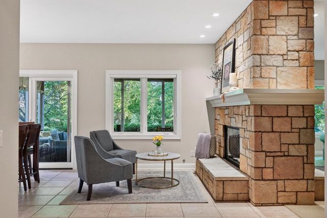 817 Hidden Cave Road, Madison, WI 53717