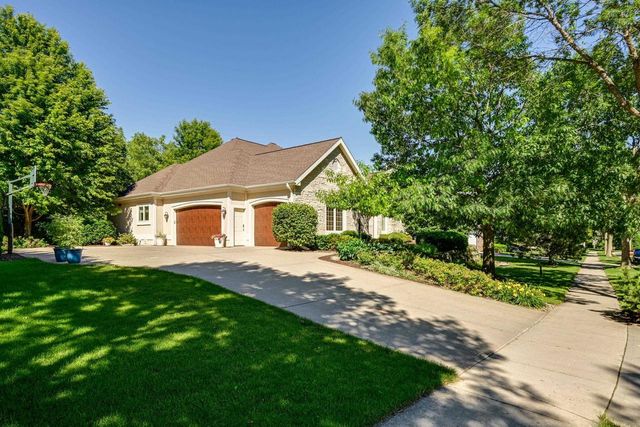 817 Hidden Cave Road, Madison, WI 53717