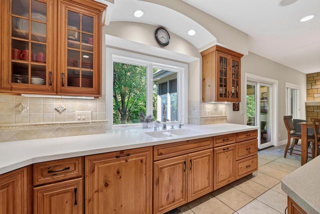 817 Hidden Cave Road, Madison, WI 53717
