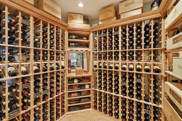 817 Hidden Cave Road, Madison, WI 53717
