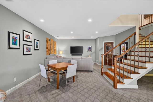 817 Hidden Cave Road, Madison, WI 53717