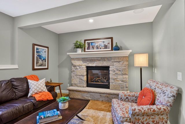 817 Hidden Cave Road, Madison, WI 53717