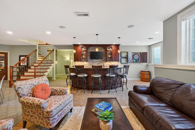 817 Hidden Cave Road, Madison, WI 53717