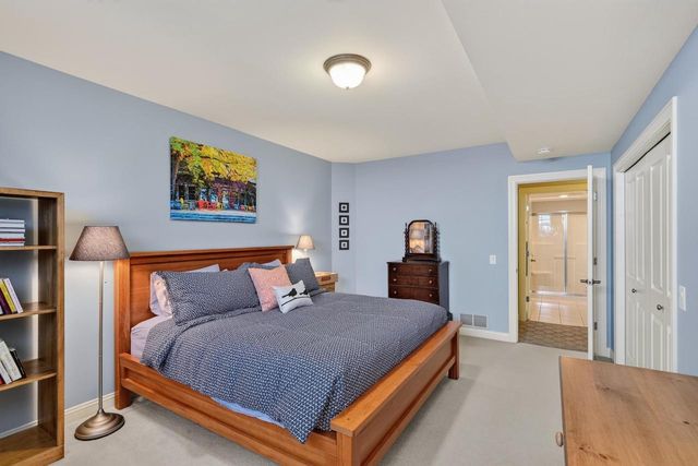 817 Hidden Cave Road, Madison, WI 53717