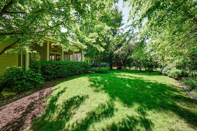 817 Hidden Cave Road, Madison, WI 53717