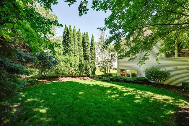 817 Hidden Cave Road, Madison, WI 53717