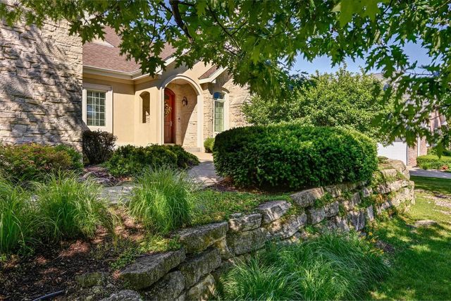 817 Hidden Cave Road, Madison, WI 53717