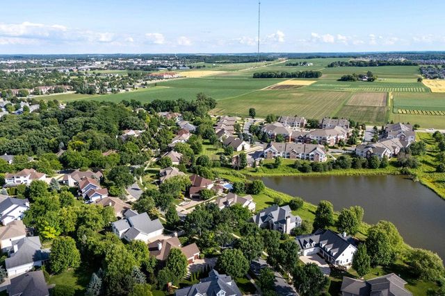817 Hidden Cave Road, Madison, WI 53717