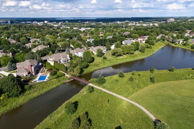 817 Hidden Cave Road, Madison, WI 53717