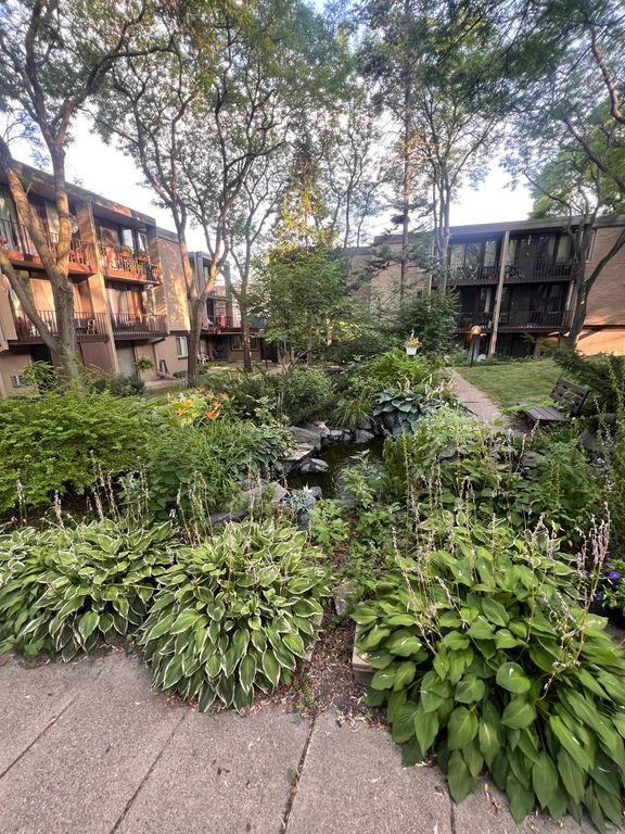 4010 15th Avenue S 12D, Minneapolis, MN 55407