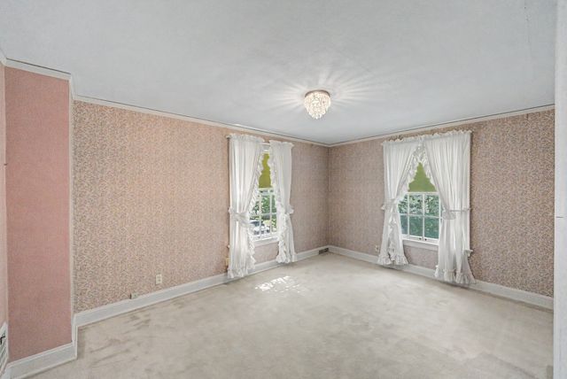 725 W 9th Street S, Newton, IA 50208