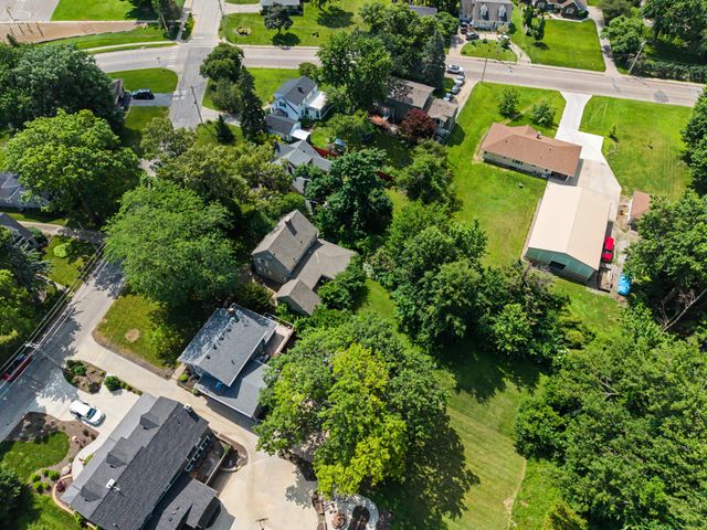 725 W 9th Street S, Newton, IA 50208