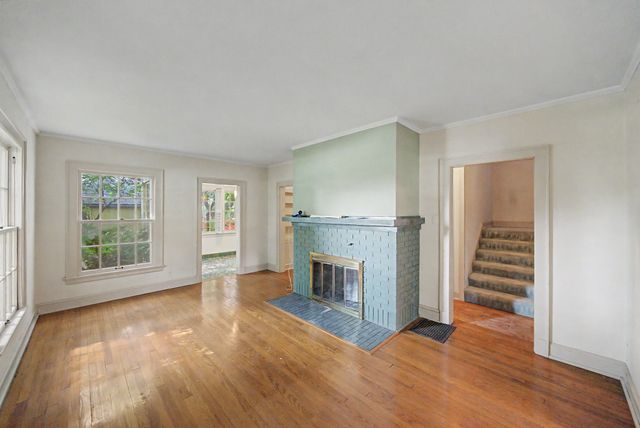 725 W 9th Street S, Newton, IA 50208
