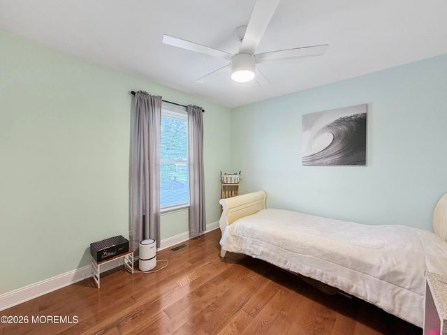 3 Moss Haven Way, Howell, NJ 07731