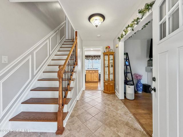 3 Moss Haven Way, Howell, NJ 07731