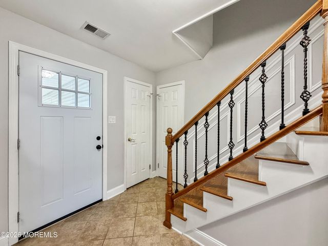 3 Moss Haven Way, Howell, NJ 07731