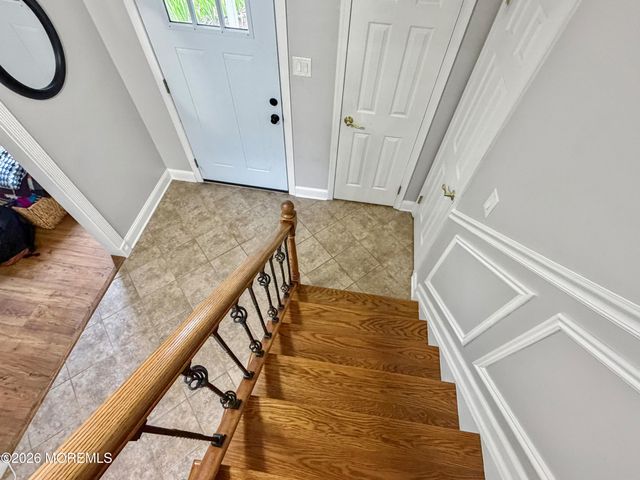 3 Moss Haven Way, Howell, NJ 07731