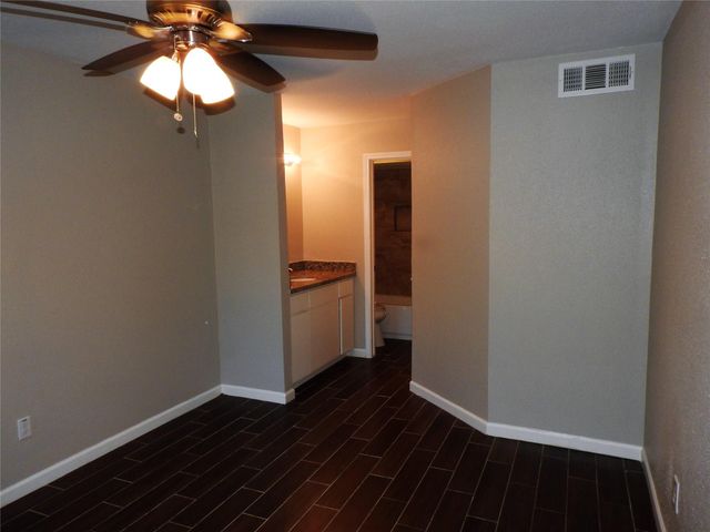 708 Memorial Mews Street C, Houston, TX 77079