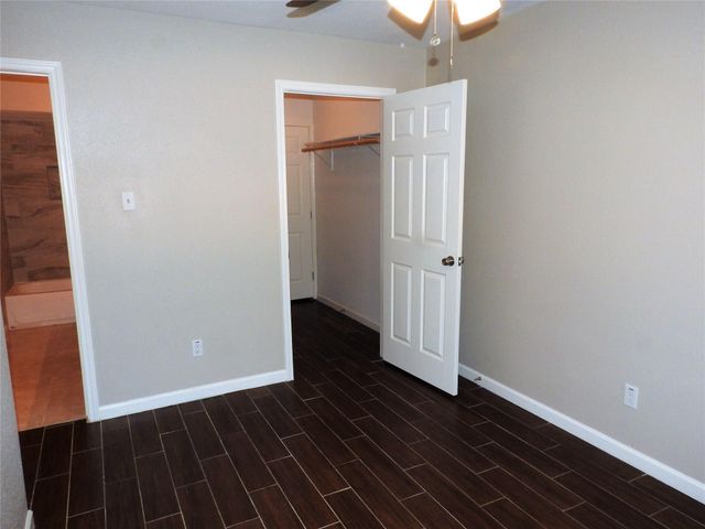708 Memorial Mews Street C, Houston, TX 77079
