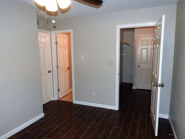 708 Memorial Mews Street C, Houston, TX 77079