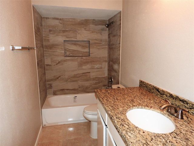 708 Memorial Mews Street C, Houston, TX 77079