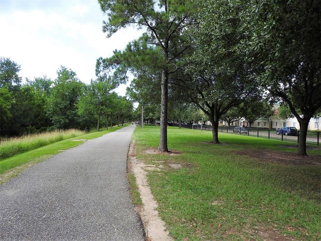 708 Memorial Mews Street C, Houston, TX 77079