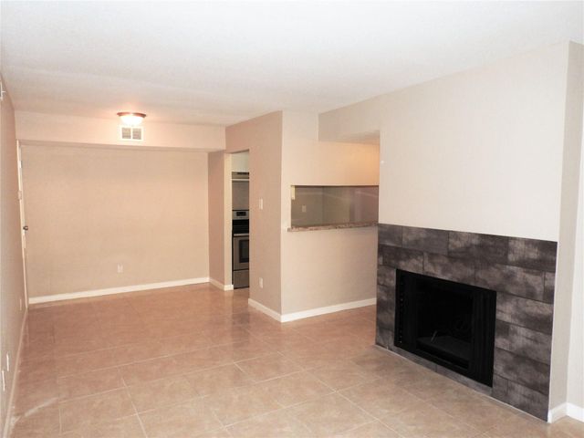 708 Memorial Mews Street C, Houston, TX 77079