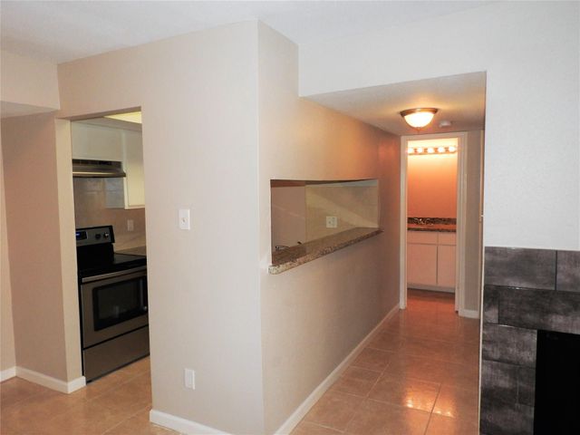 708 Memorial Mews Street C, Houston, TX 77079