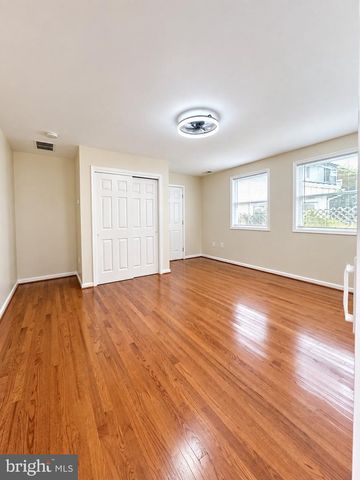 7 S INGRAM ST, Alexandria, VA 22304