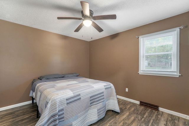 936 W Glenwood Street, Springfield, MO 65807