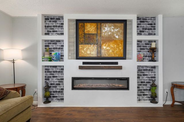 936 W Glenwood Street, Springfield, MO 65807
