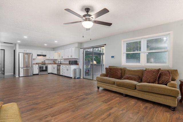 936 W Glenwood Street, Springfield, MO 65807