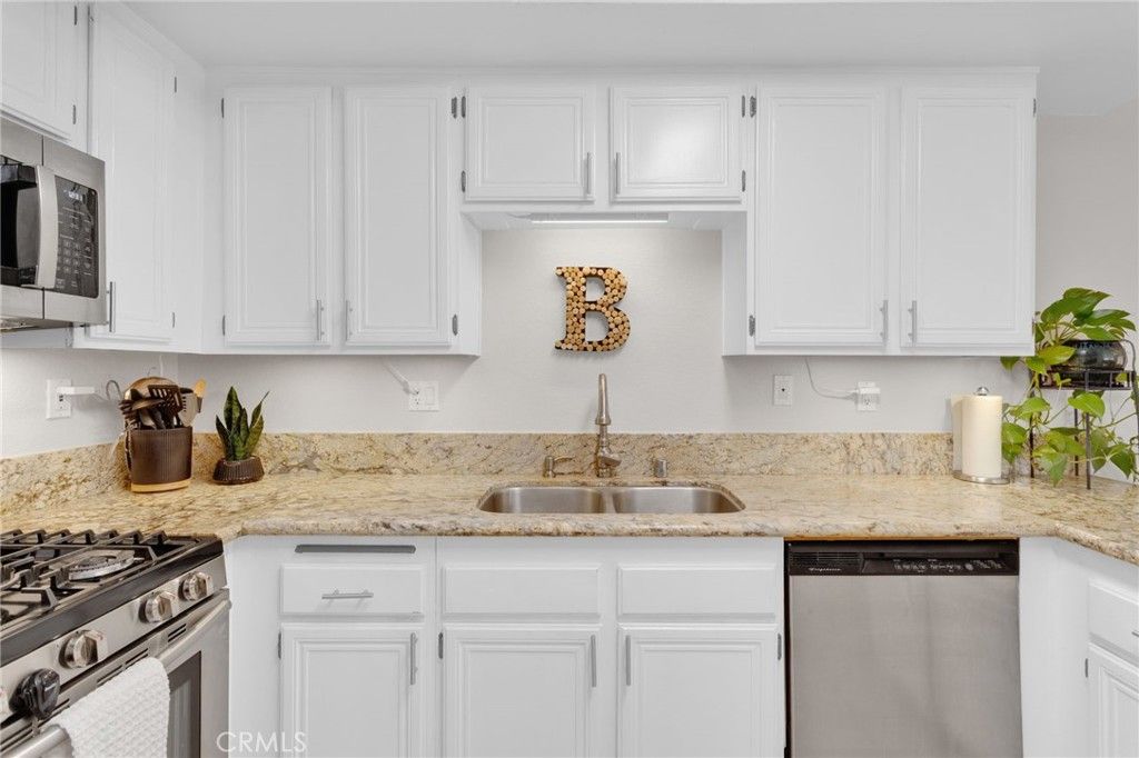 18820 Vista Del Canon C, Newhall, CA 91321 — photo 5