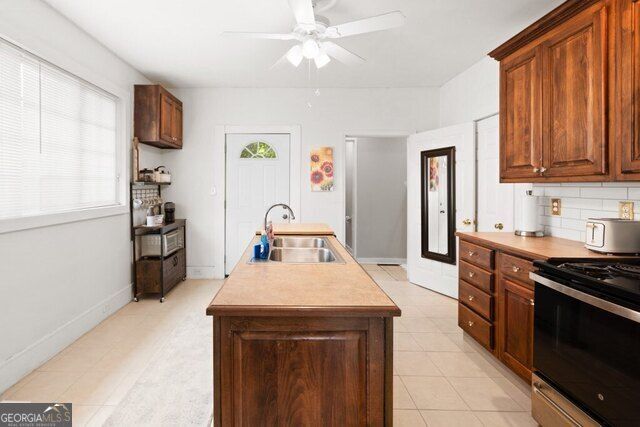 42 Poplar Street NE, Porterdale, GA 30014