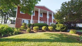 21 Wesleyan Road, Commack, NY 11725
