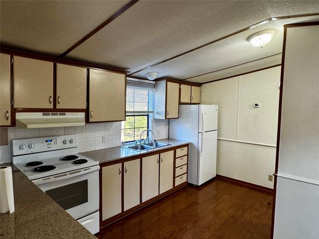 2533 Pioneer Lane, Cleveland, TX 77328