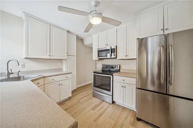 25 Jonquil Pl, Mt Lebanon, PA 15228