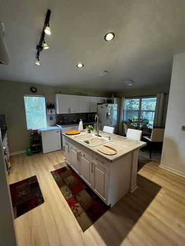 2181 SW Larchmont Lane, Port St. Lucie, FL 34984