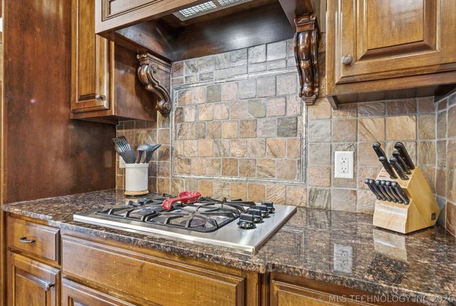 2005 E 134th Street S, Bixby, OK 74008