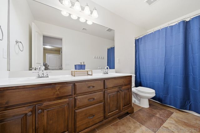 2005 E 134th Street S, Bixby, OK 74008