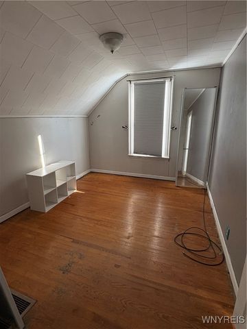 125 Chestnut Street, Lockport City, NY 14094