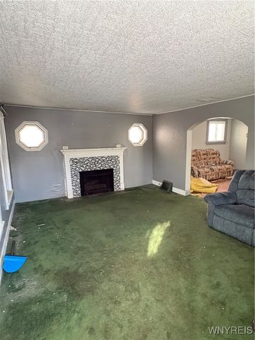 125 Chestnut Street, Lockport City, NY 14094