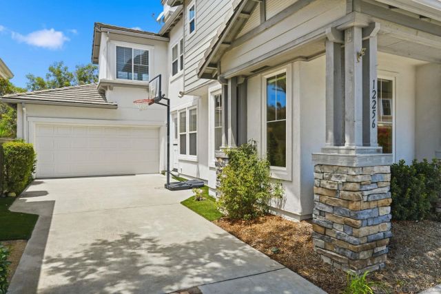 12256 Pepper Tree Ln, Poway, CA 92064