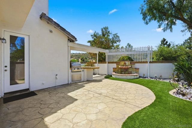 12256 Pepper Tree Ln, Poway, CA 92064