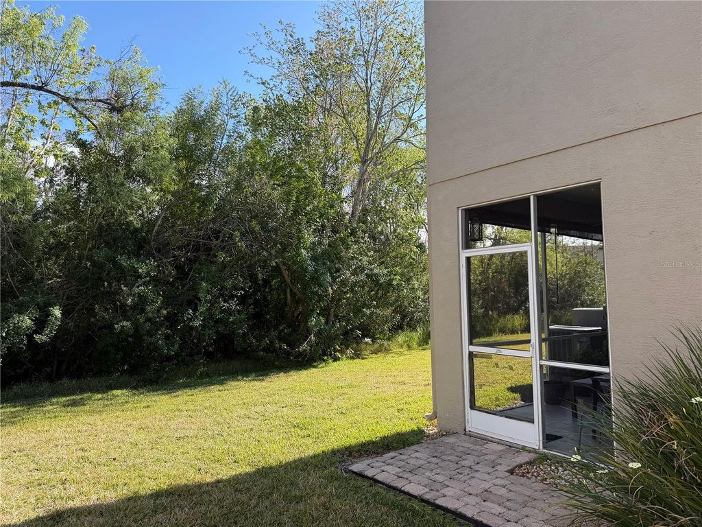 Image 25 of property listing at 11253 WINDSOR PLACE CIRCLE, Tampa, FL 33626